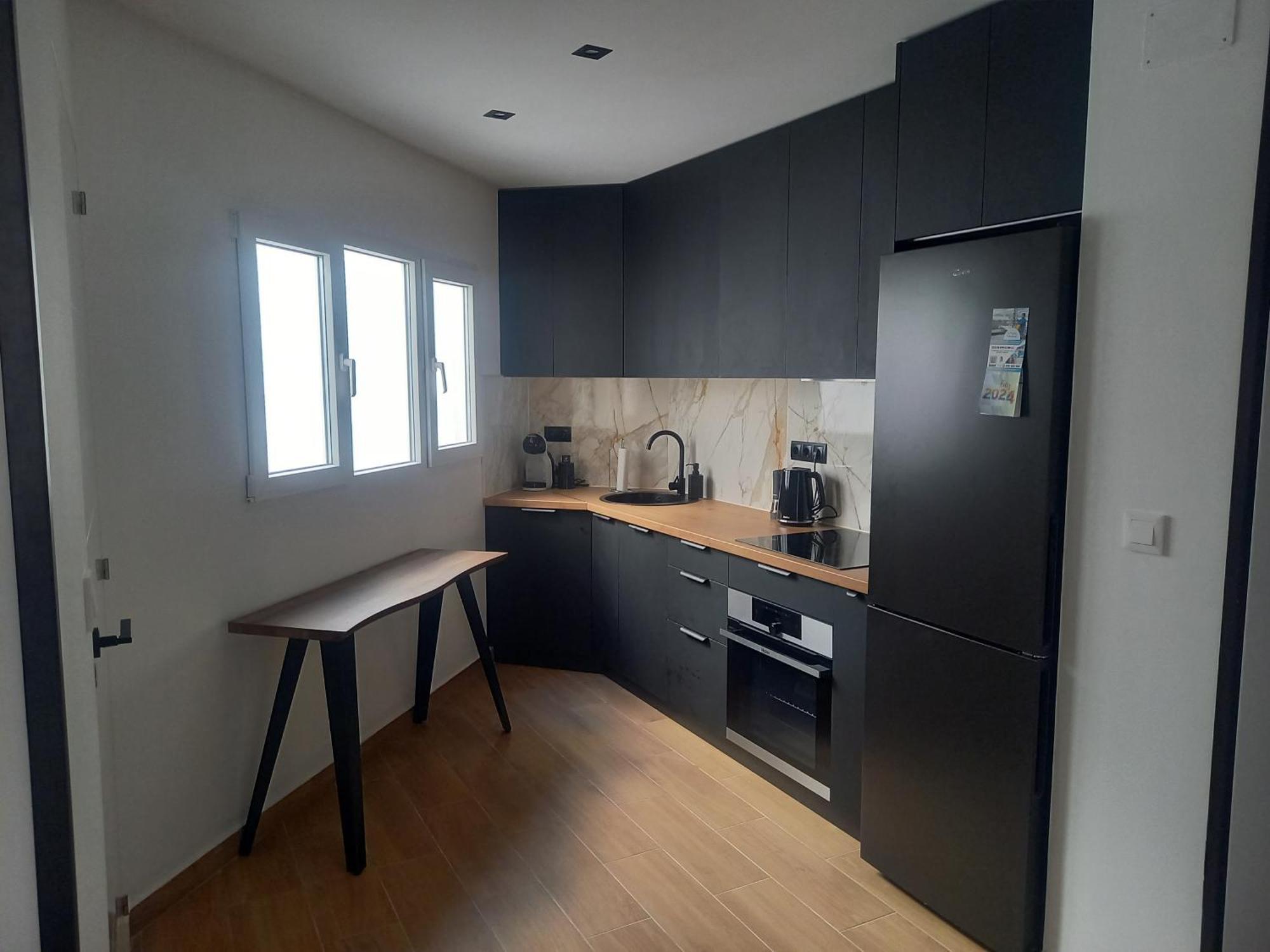 Sea View Luxury Apartment Victoria ตอร์เรเวียคา ภายนอก รูปภาพ